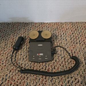 Uniden American Corpor Wideband Long Range Laser Detection LRD 8000W Stalker